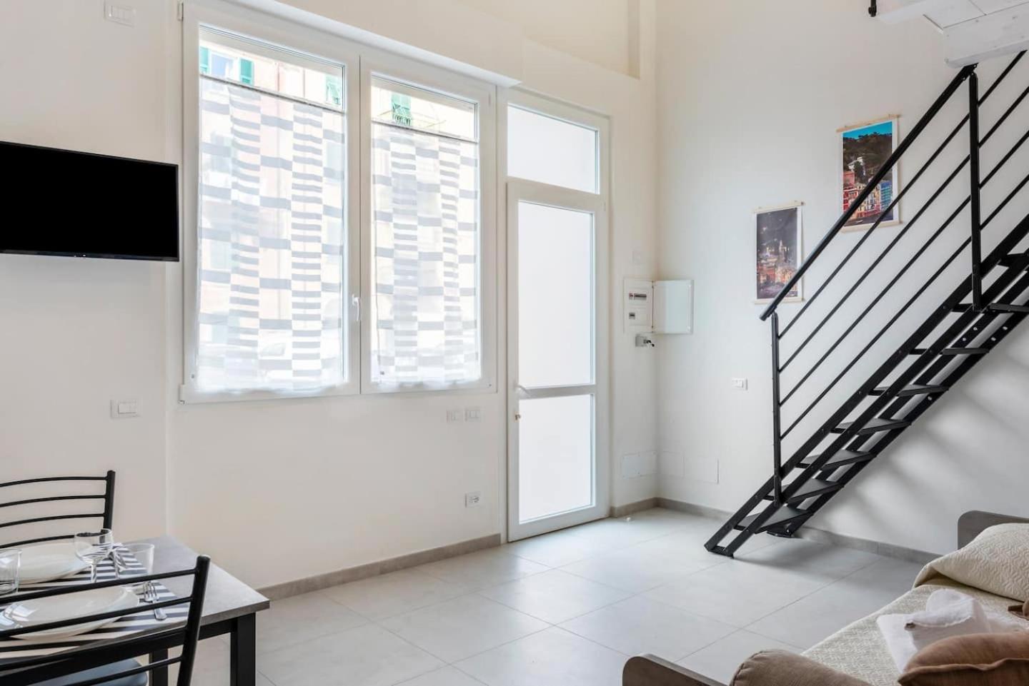 8 Lofts - - 1