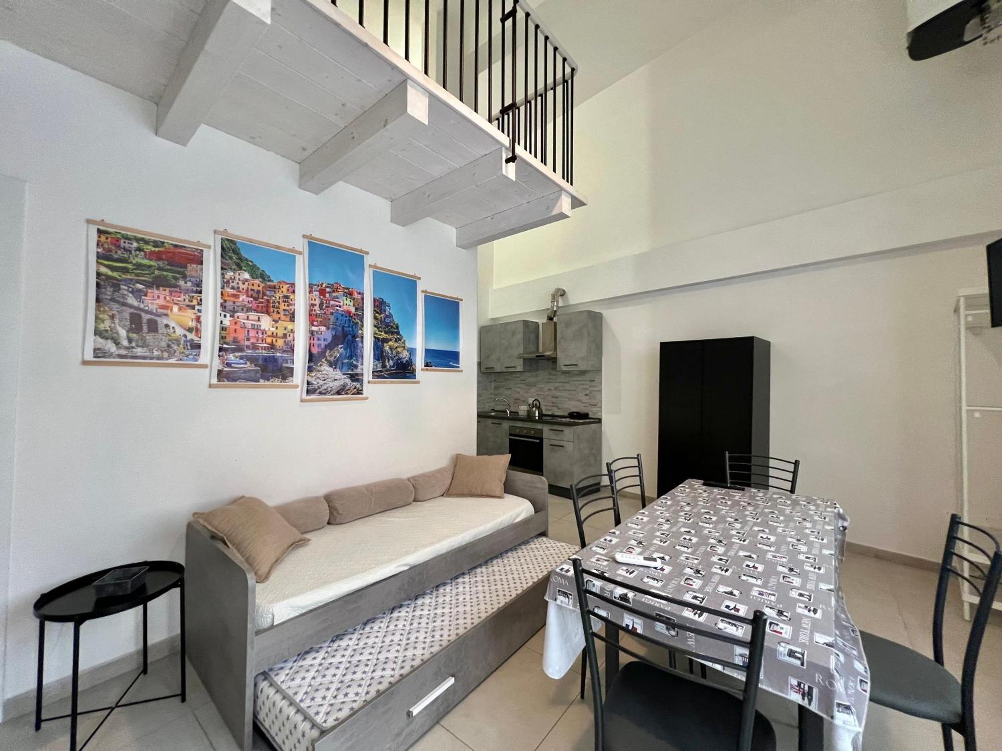 8 Lofts - - 1 Appartamento