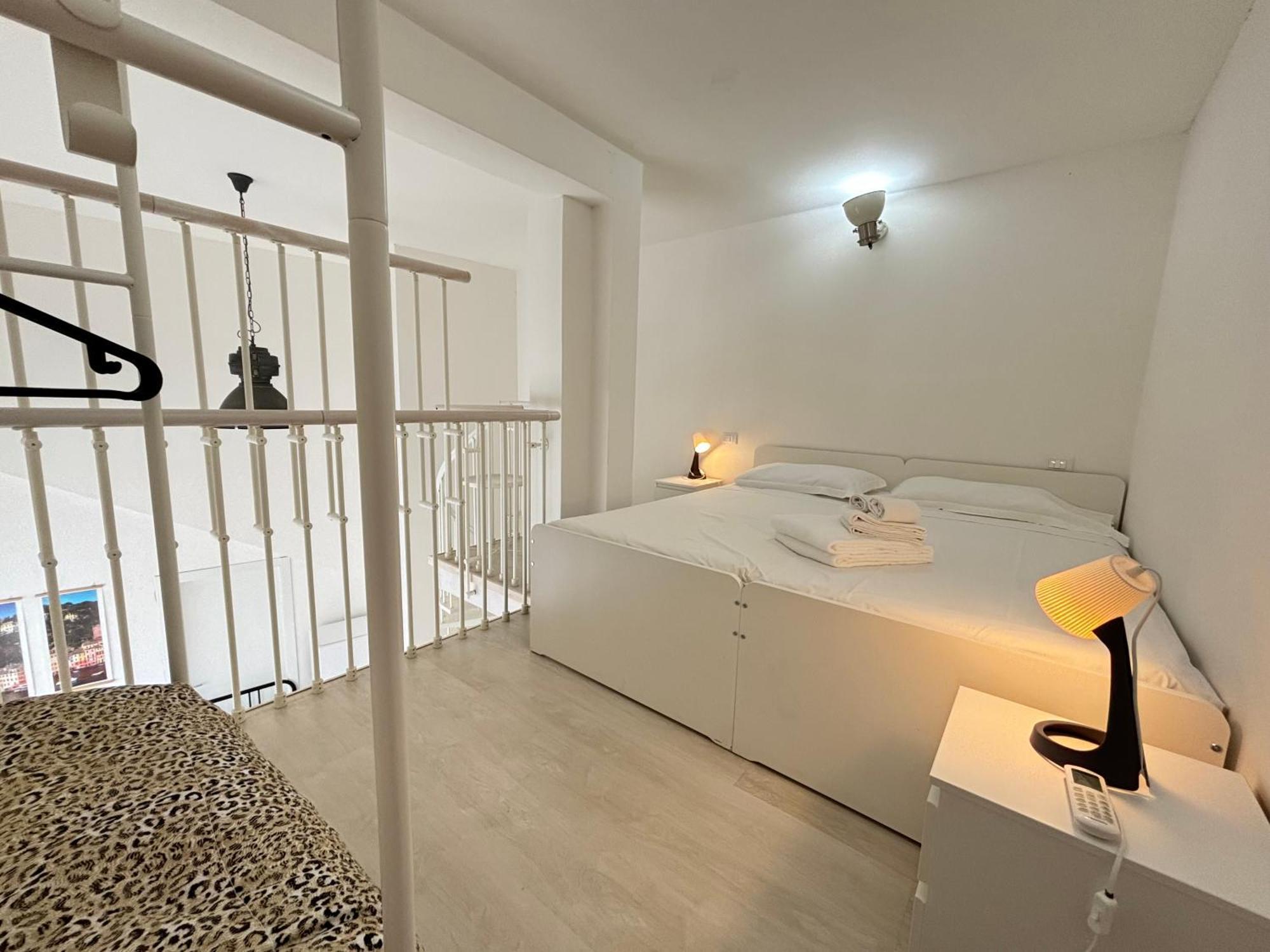 8 Lofts - - 1 Appartamento