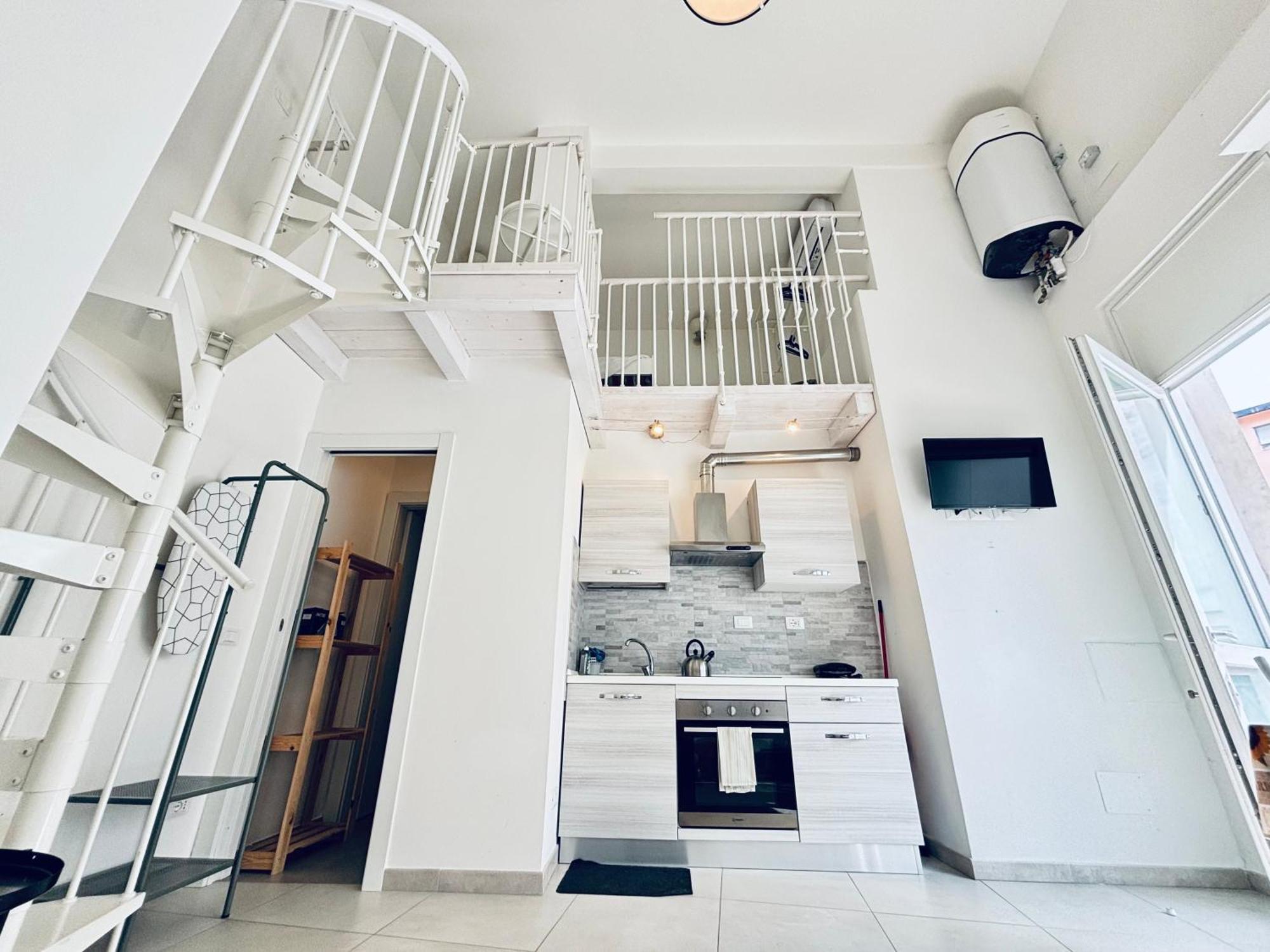 8 Lofts - - 1 La Spezia