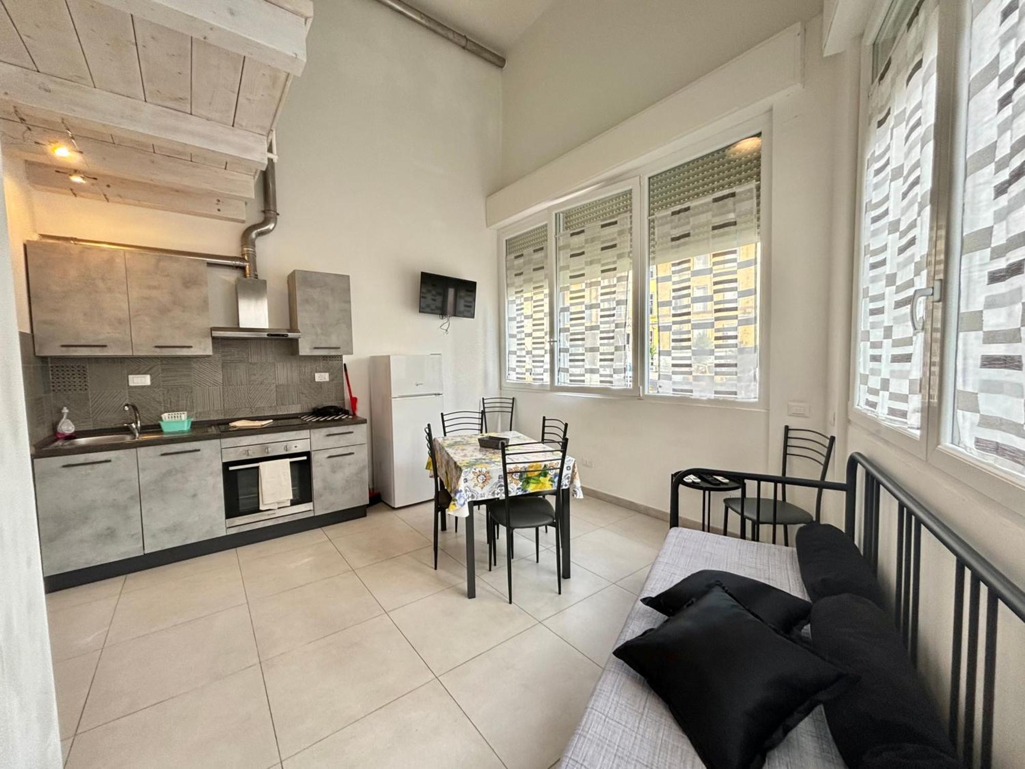 8 Lofts - - 1 *