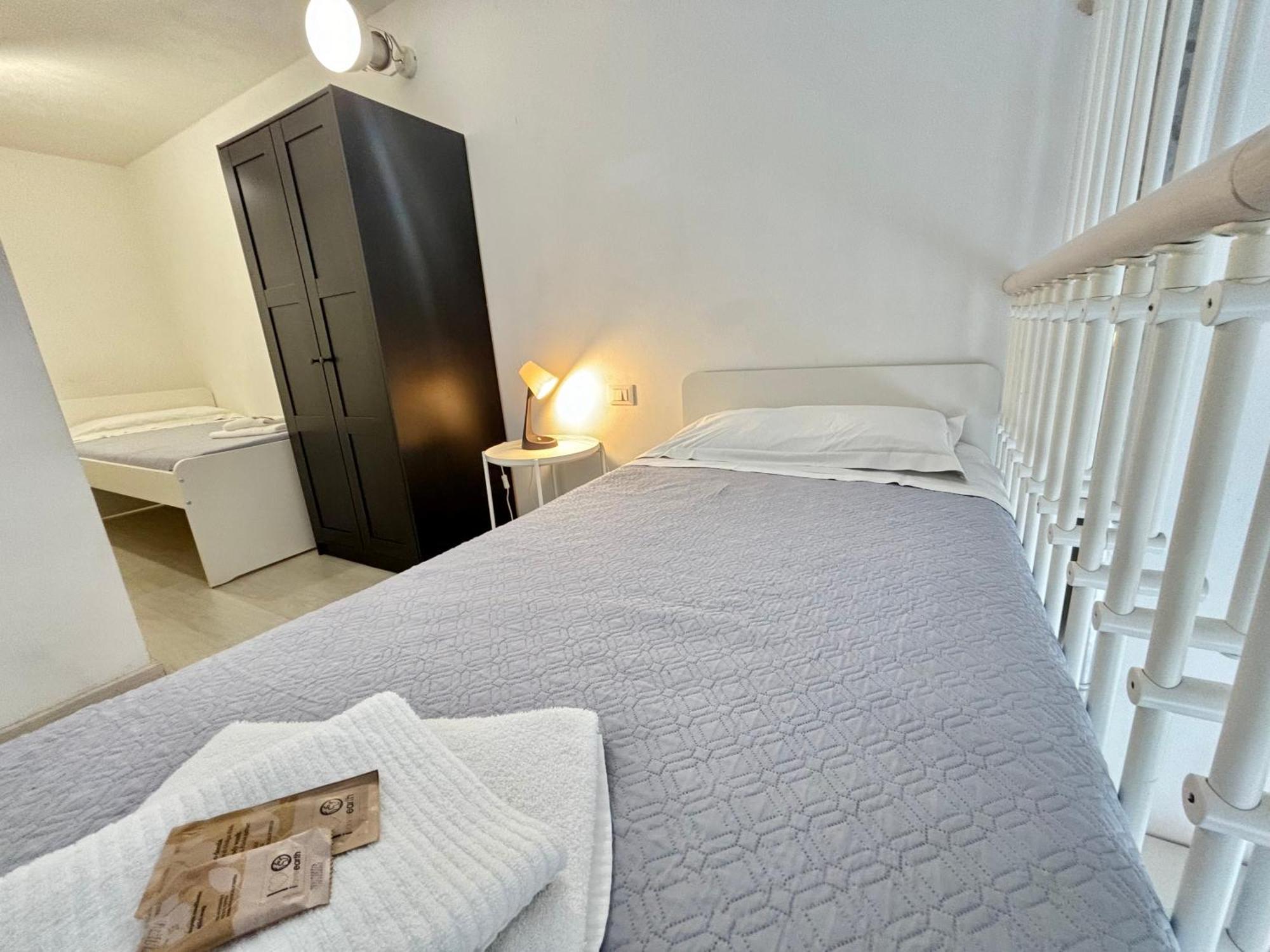 8 Lofts - - 1 Appartamento *