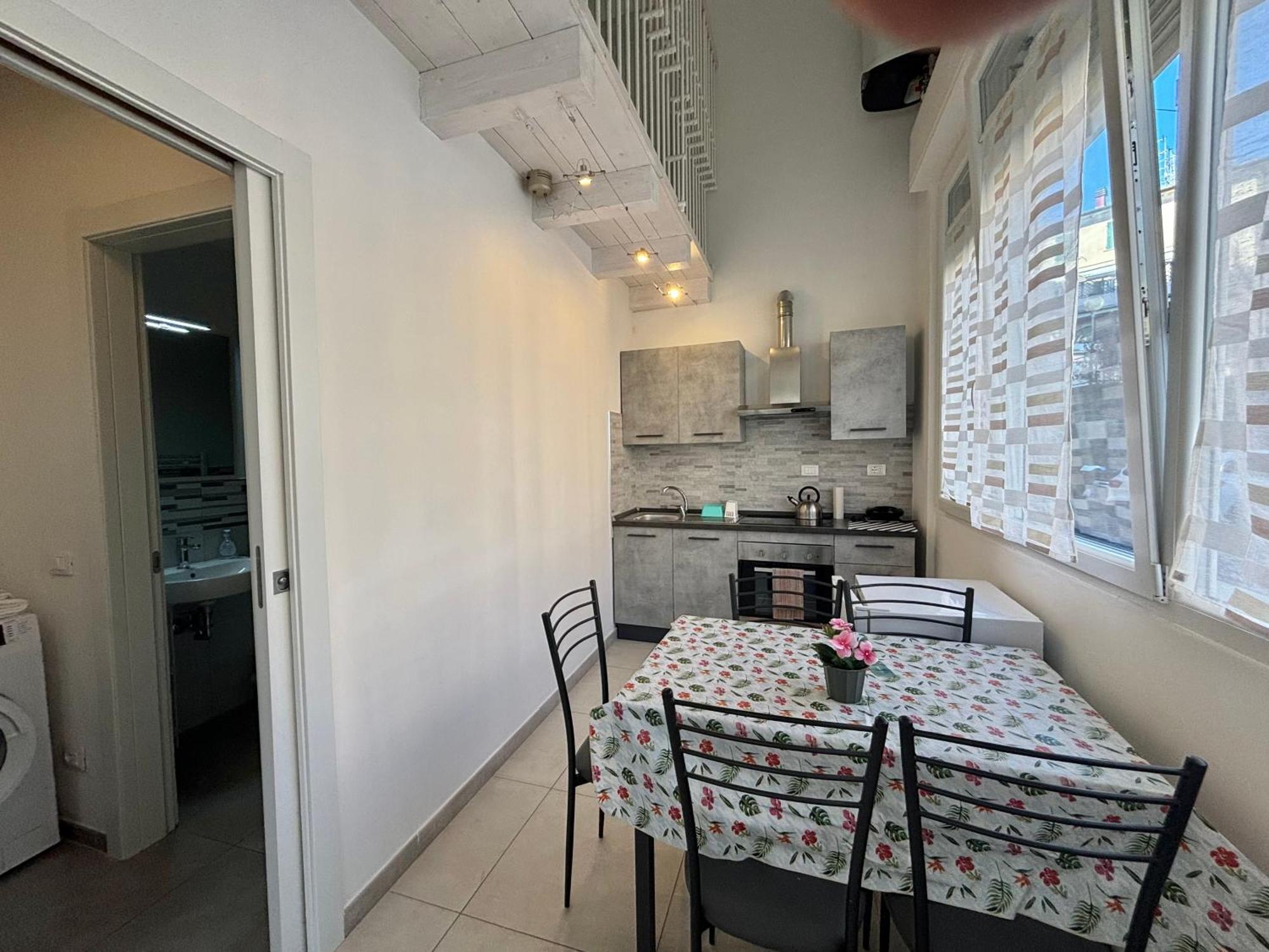 8 Lofts - - 1 Appartamento