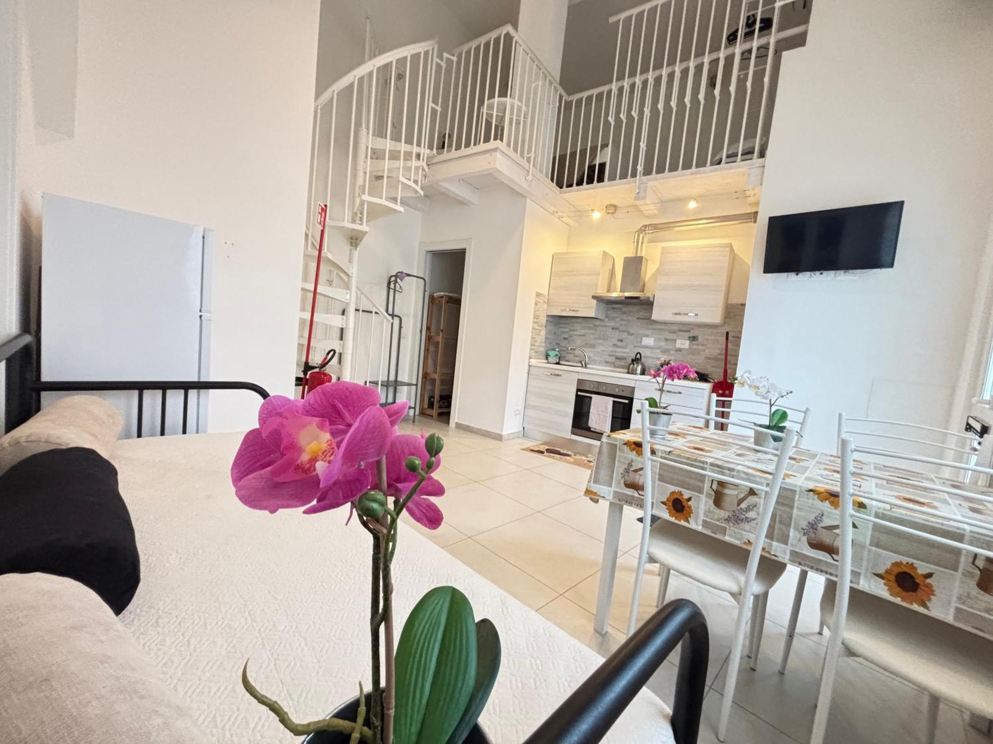 8 Lofts - - 1 Appartamento La Spezia